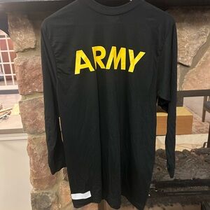 ARMY Black Long Sleeve Shirt with Yellow Print Unisex no flaws MED great looking